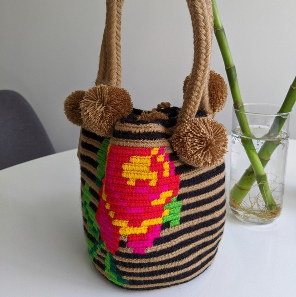 Hand crafted wayuu bags NWT - Picture 3 of 3